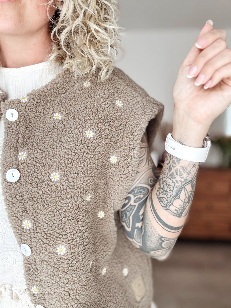 JILAY| TEDDYKNOPF | DAISY