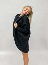 CRUMBY| CAPE | BLACK UNI